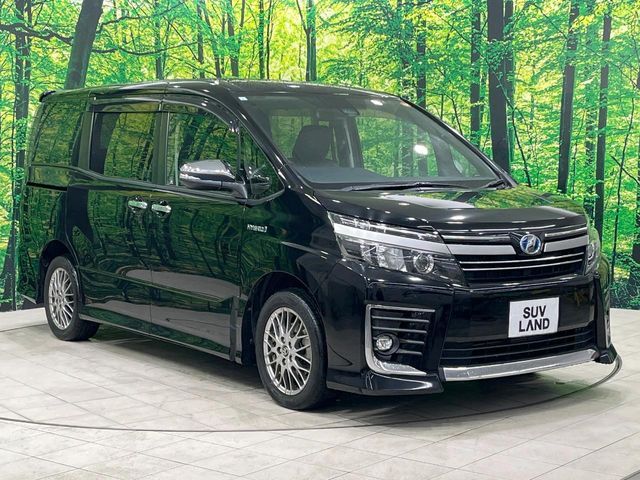TOYOTA VOXY HYBRID 2017 Image 31