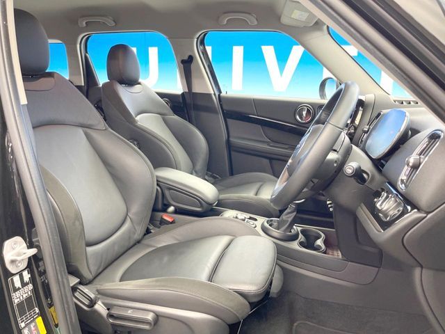 BMW MINI COOPER S E CROS 2023 Image 31