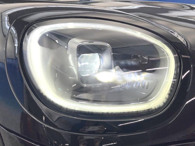 BMW MINI COOPER S E CROS 2023 Image 31