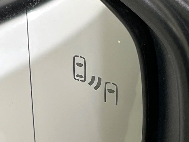 TOYOTA PRIUS 4WD 2025 Image 31