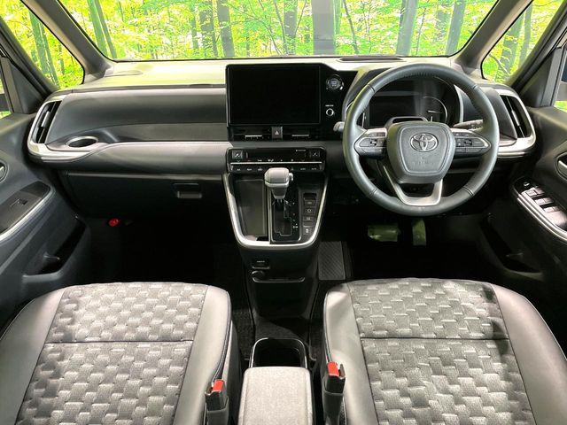 TOYOTA VOXY 2024 Image 31