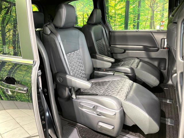 TOYOTA VOXY 2024 Image 31