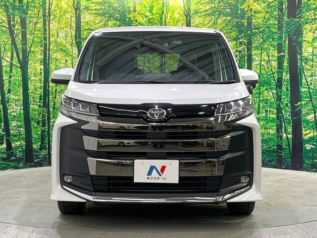 TOYOTA NOAH 4WD 2025 Image 31