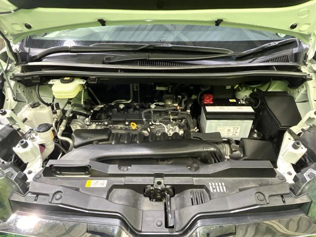 TOYOTA NOAH 4WD 2025 Image 31