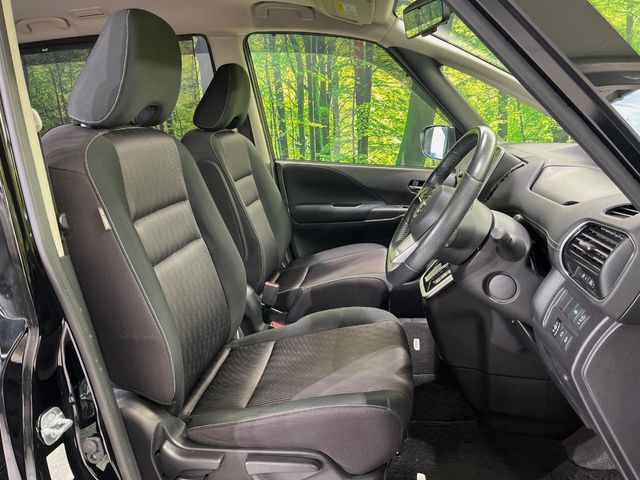 NISSAN SERENA  S-HYBRID 2017 Image 31