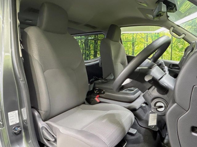 NISSAN NV350 CARAVAN 2025 Image 31