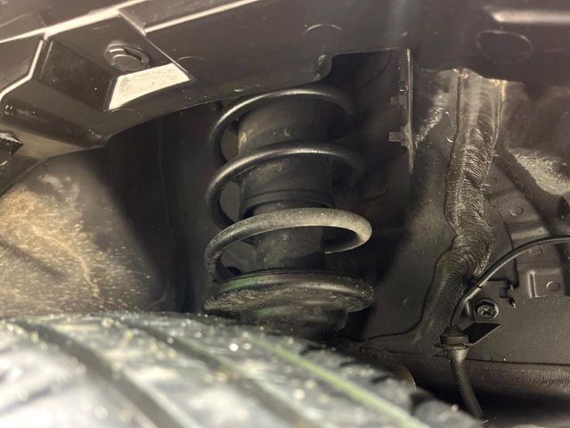 SUZUKI HUSTLER 4WD 2017 Image 31