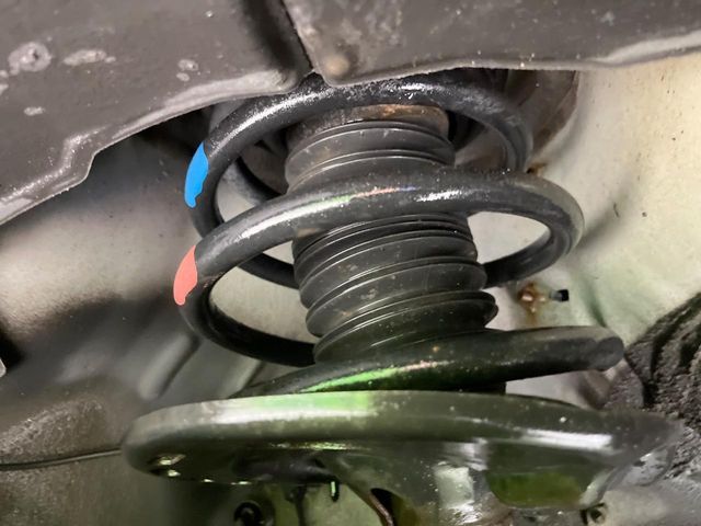 TOYOTA HARRIER HYBRID 2017 Image 31