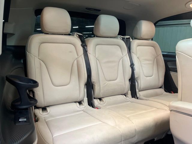 MERCEDES BENZ V CLAS 2023 Image 31