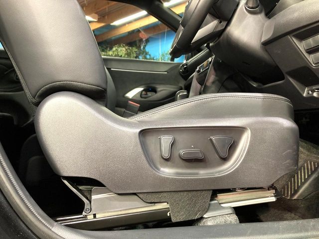 TOYOTA YARIS CROSS 2023 Image 31