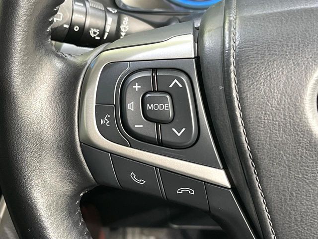 TOYOTA HARRIER HYBRID 2014 Image 31