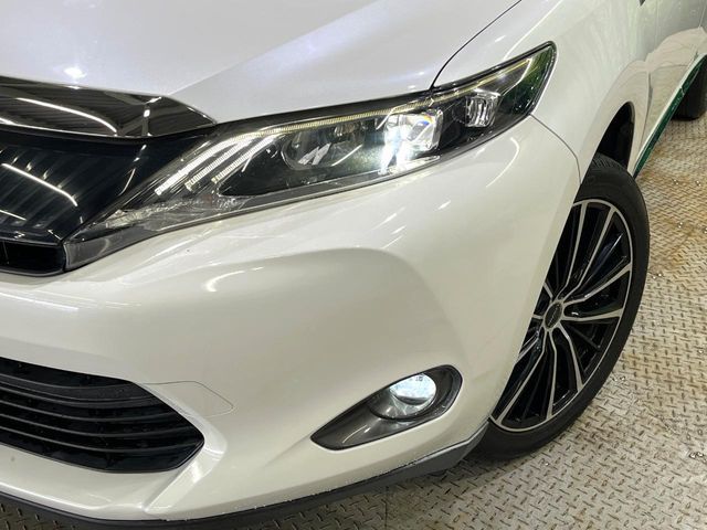 TOYOTA HARRIER HYBRID 2014 Image 31