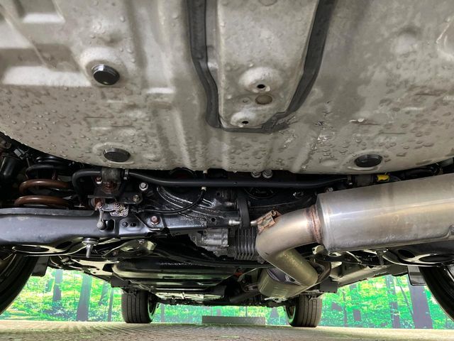 TOYOTA HARRIER HYBRID 2014 Image 31