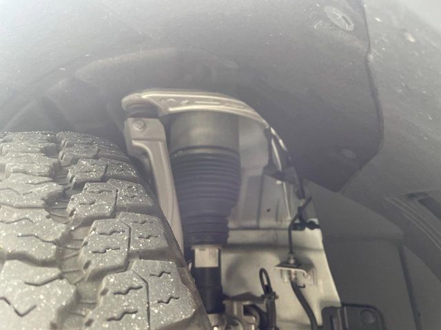 ROVER DEFENDER 2021 Image 31