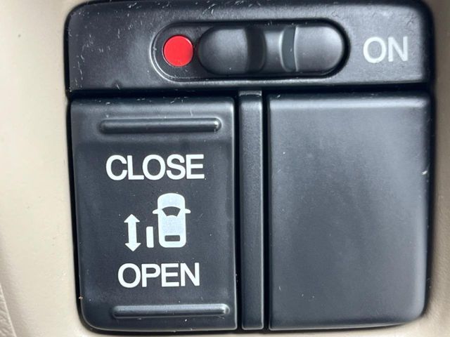 HONDA N BOX 2013 Image 31