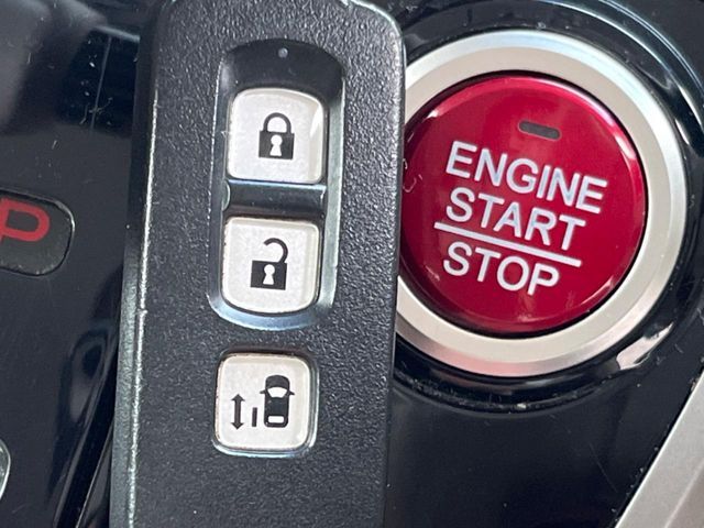 HONDA N BOX 2013 Image 31