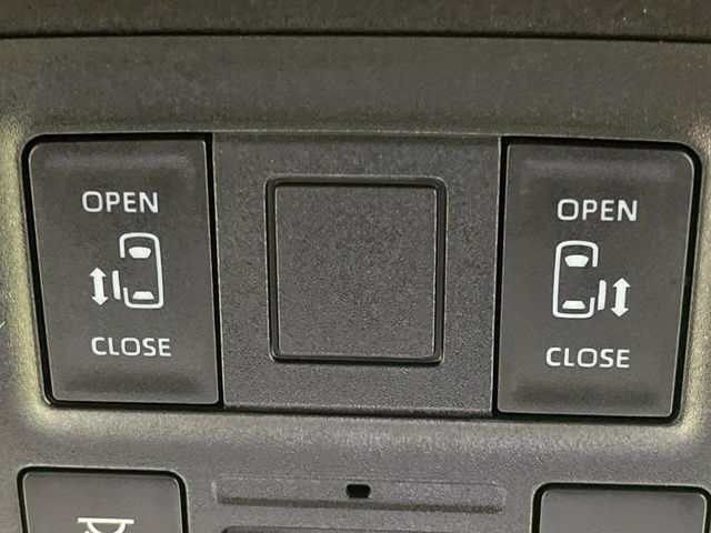 TOYOTA NOAH 2024 Image 31