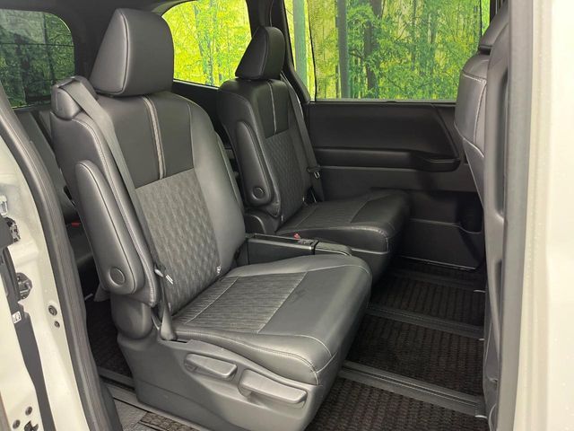 TOYOTA NOAH 2024 Image 31