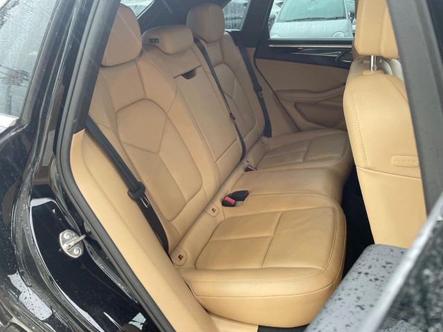 PORSCHE MACAN 2017 Image 31