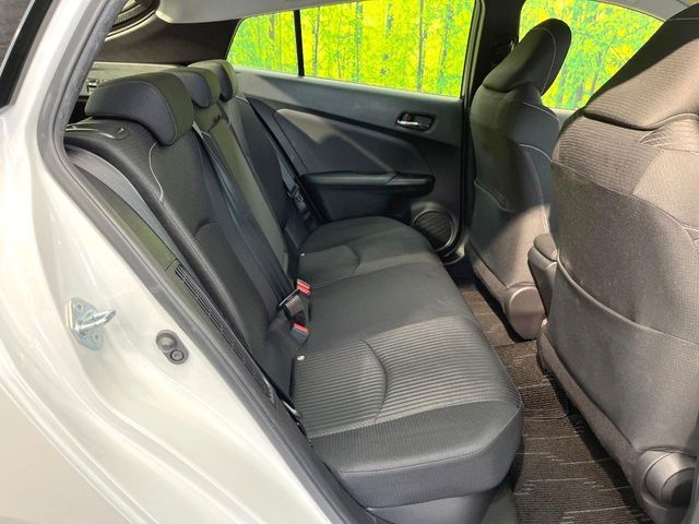 TOYOTA PRIUS PHV 2020 Image 31