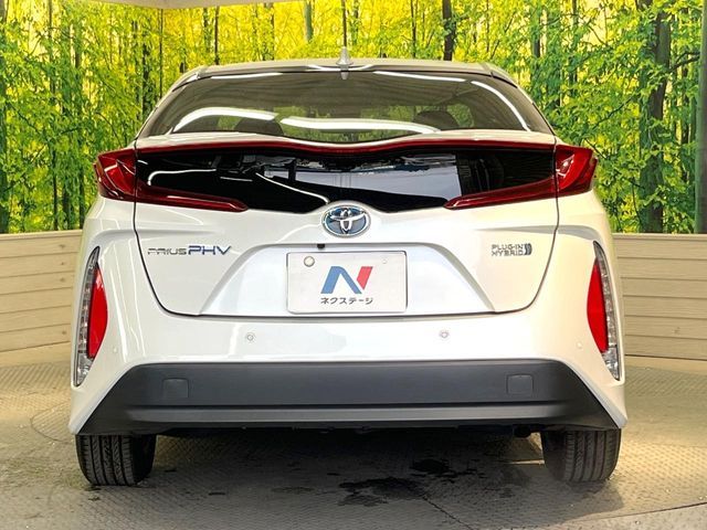 TOYOTA PRIUS PHV 2020 Image 31
