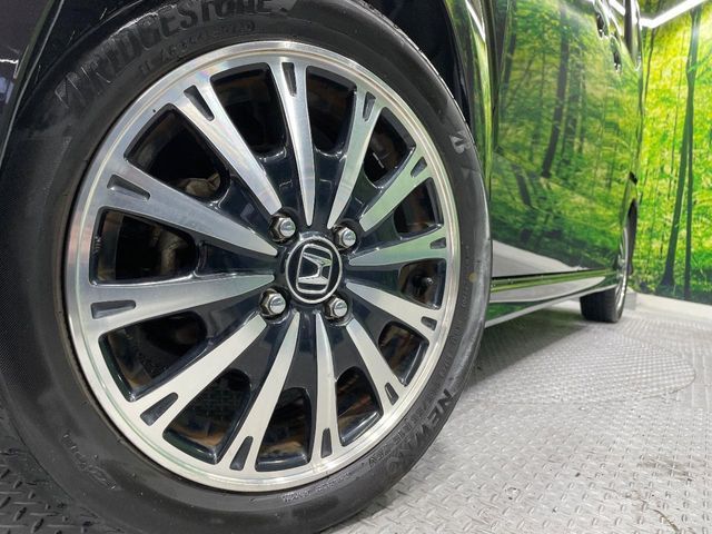 HONDA N BOX 2015 Image 31