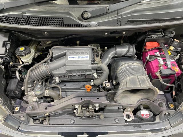 HONDA N BOX 2015 Image 31