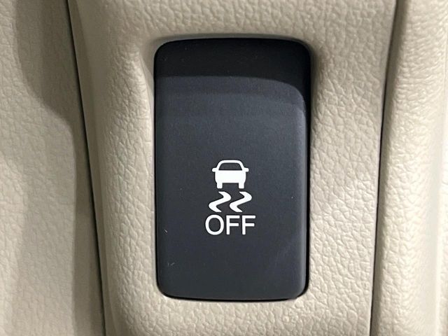 HONDA N BOX 4WD 2012 Image 31