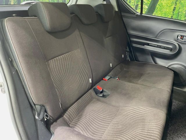 TOYOTA AQUA 2015 Image 31