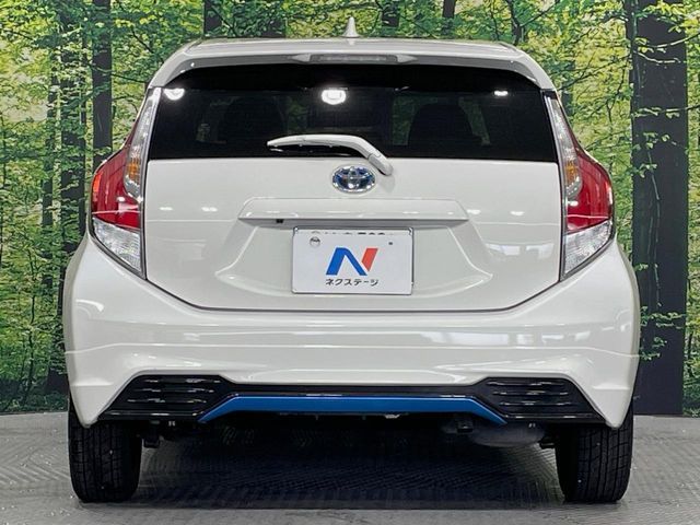 TOYOTA AQUA 2015 Image 31