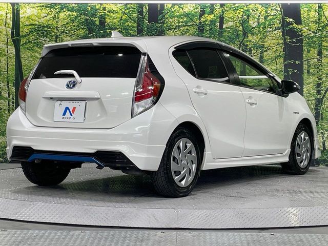 TOYOTA AQUA 2015 Image 31