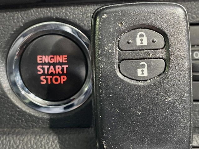 TOYOTA RACTIS 2012 Image 31