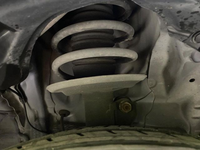 TOYOTA RACTIS 2012 Image 31