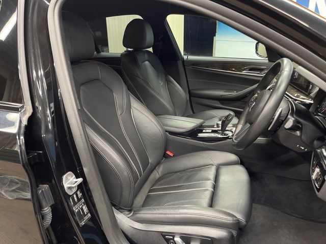 BMW 5SERIES SEDAN 2019 Image 31