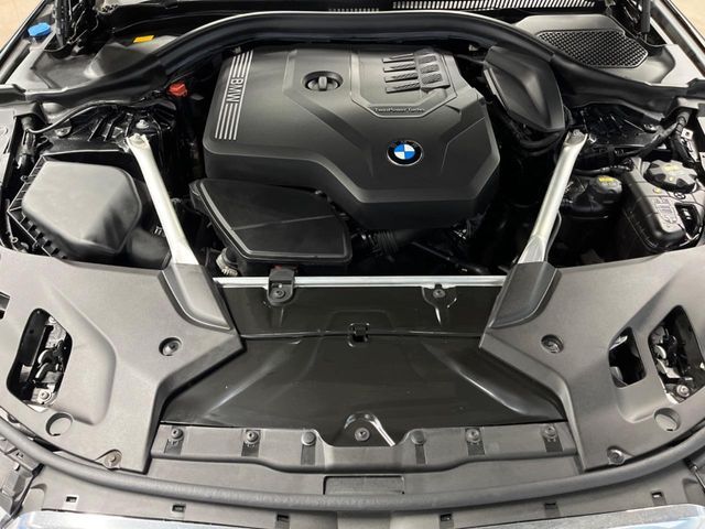 BMW 5SERIES SEDAN 2019 Image 31