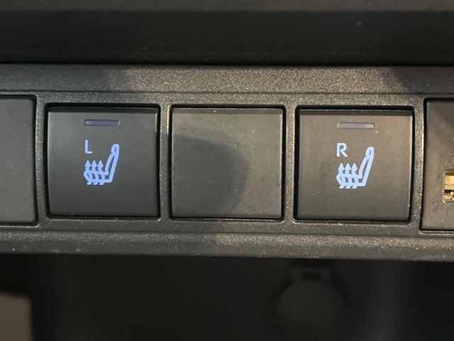 TOYOTA YARIS CROSS HYBRID 2023 Image 31