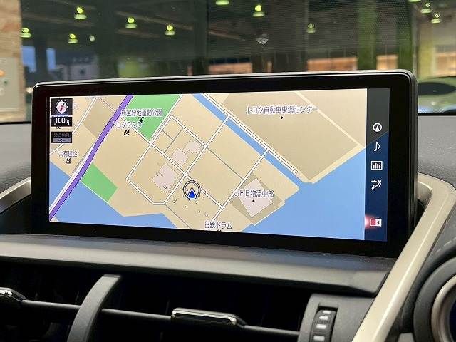 TOYOTA LEXUS NX300H 2018 Image 31