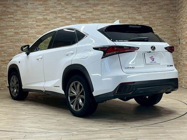 TOYOTA LEXUS NX300H 2018 Image 31