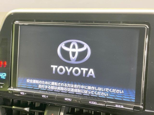 TOYOTA C-HR 2018 Image 31