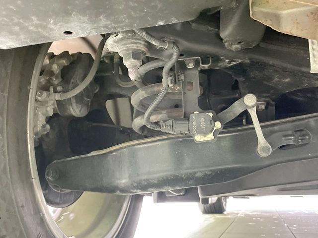 TOYOTA C-HR 2018 Image 31