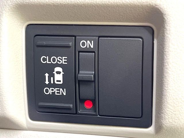 HONDA N BOX 2025 Image 31