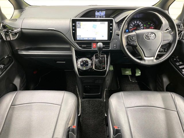 TOYOTA VOXY 2021 Image 31