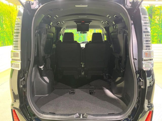 TOYOTA VOXY 2021 Image 31