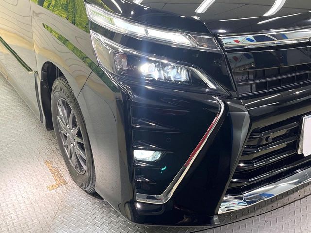 TOYOTA VOXY 2021 Image 31