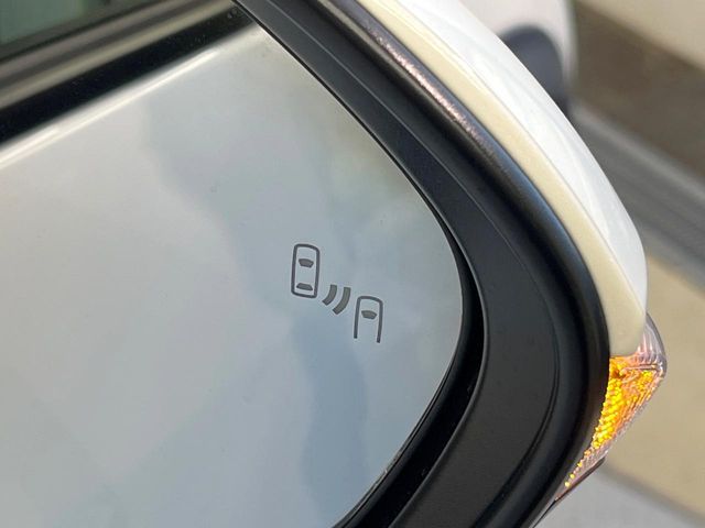 TOYOTA YARIS CROSS HYBRID 2021 Image 31