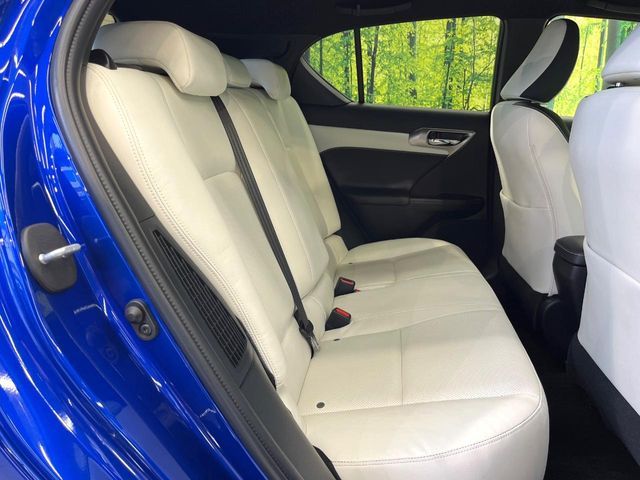 TOYOTA LEXUS CT200H 2017 Image 31