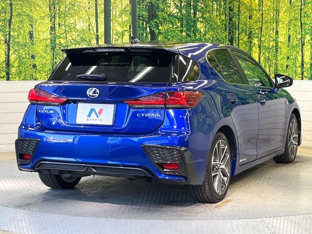 TOYOTA LEXUS CT200H 2017 Image 31