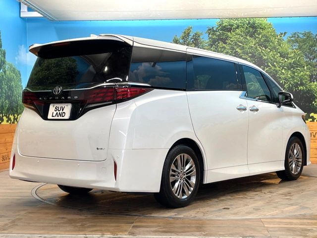 TOYOTA ALPHARD HYBRID 2025 Image 31
