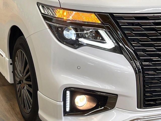 NISSAN ELGRAND 2024 Image 31