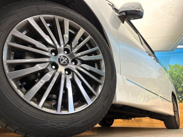 NISSAN ELGRAND 2024 Image 31